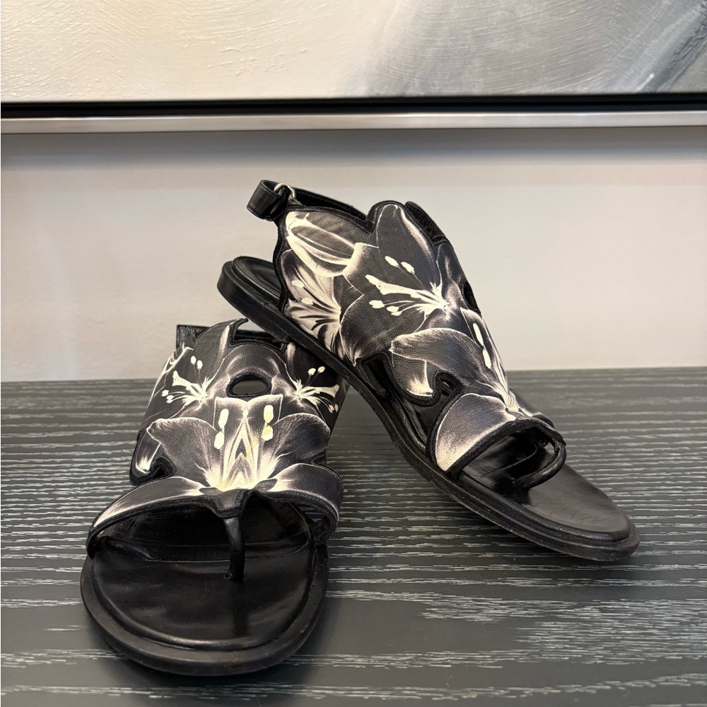 Pierre Hardy Lily Black and White Sandals